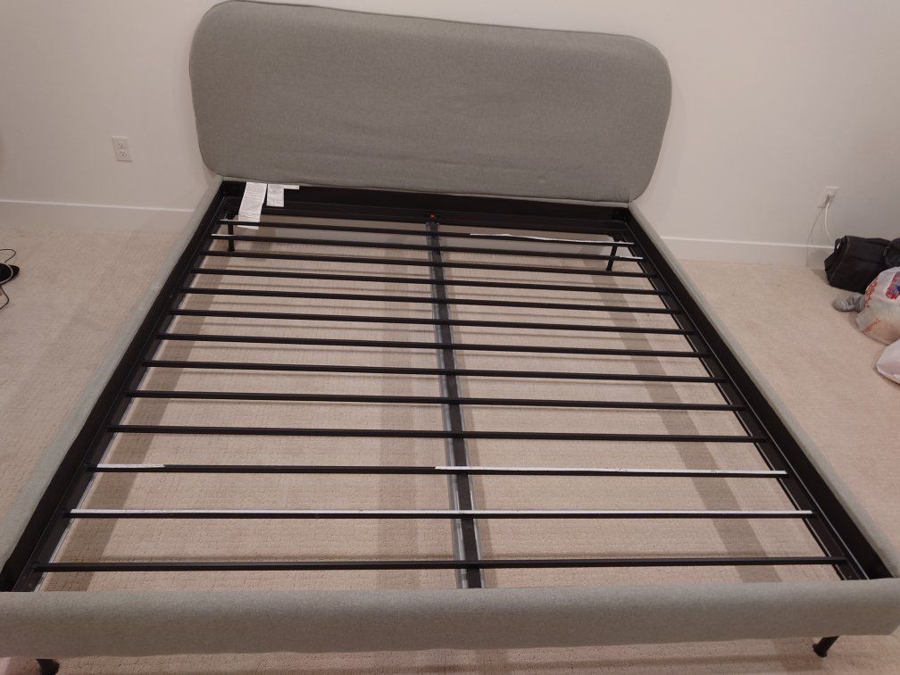 Ikea VADHEIM Gunnared Light Green Frame King Bed