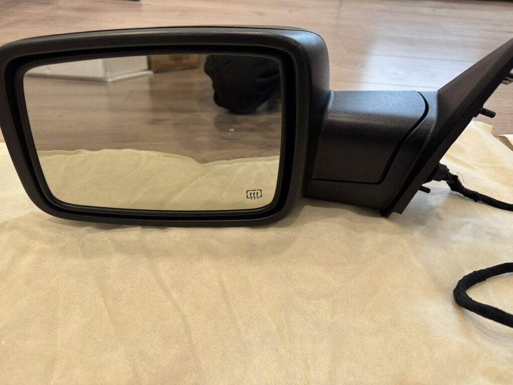 2019 ram 1500 classic bighorn mirrors