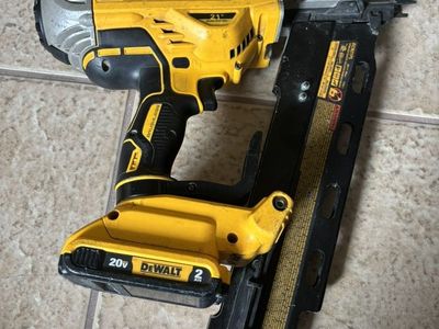 Dewalt Nailer