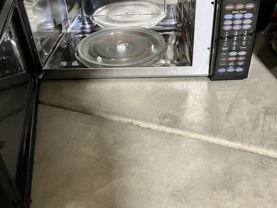 Dometic Sensor Touch Black over oven Microwave with Glass Turntable