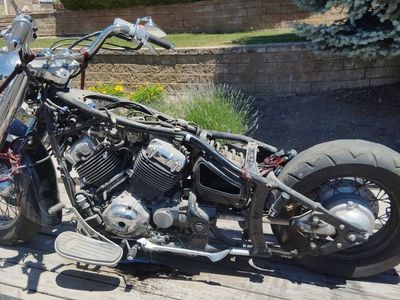 Part out 2006 Yamaha v star 650 classic