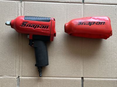 SnapOn 1/2" Drive Heavy-Duty Air Impact