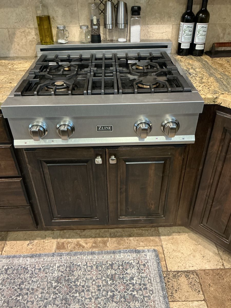 Range cooktop