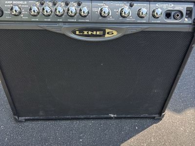 Line 6 Spider II 150-Watt Guitar Amplifier in good working condition