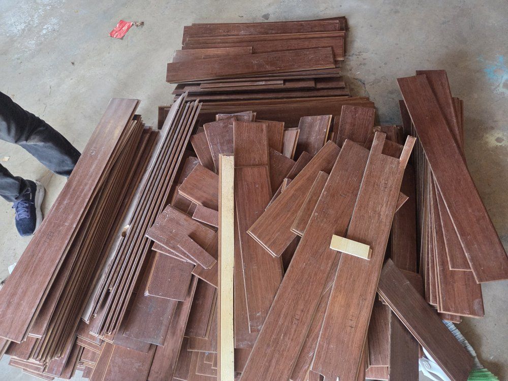 Free Assorted Hardwood Flooring Planks Used Lot, about 300 sqft