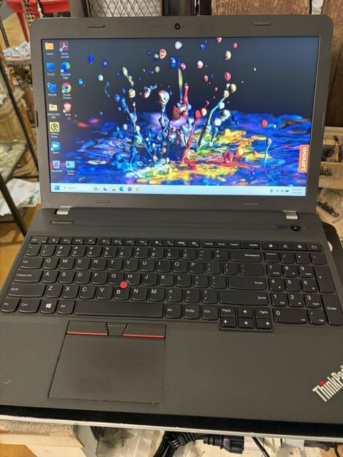 Lenovo ThinkPad E-560v2. 12 RAM, 256 SSD