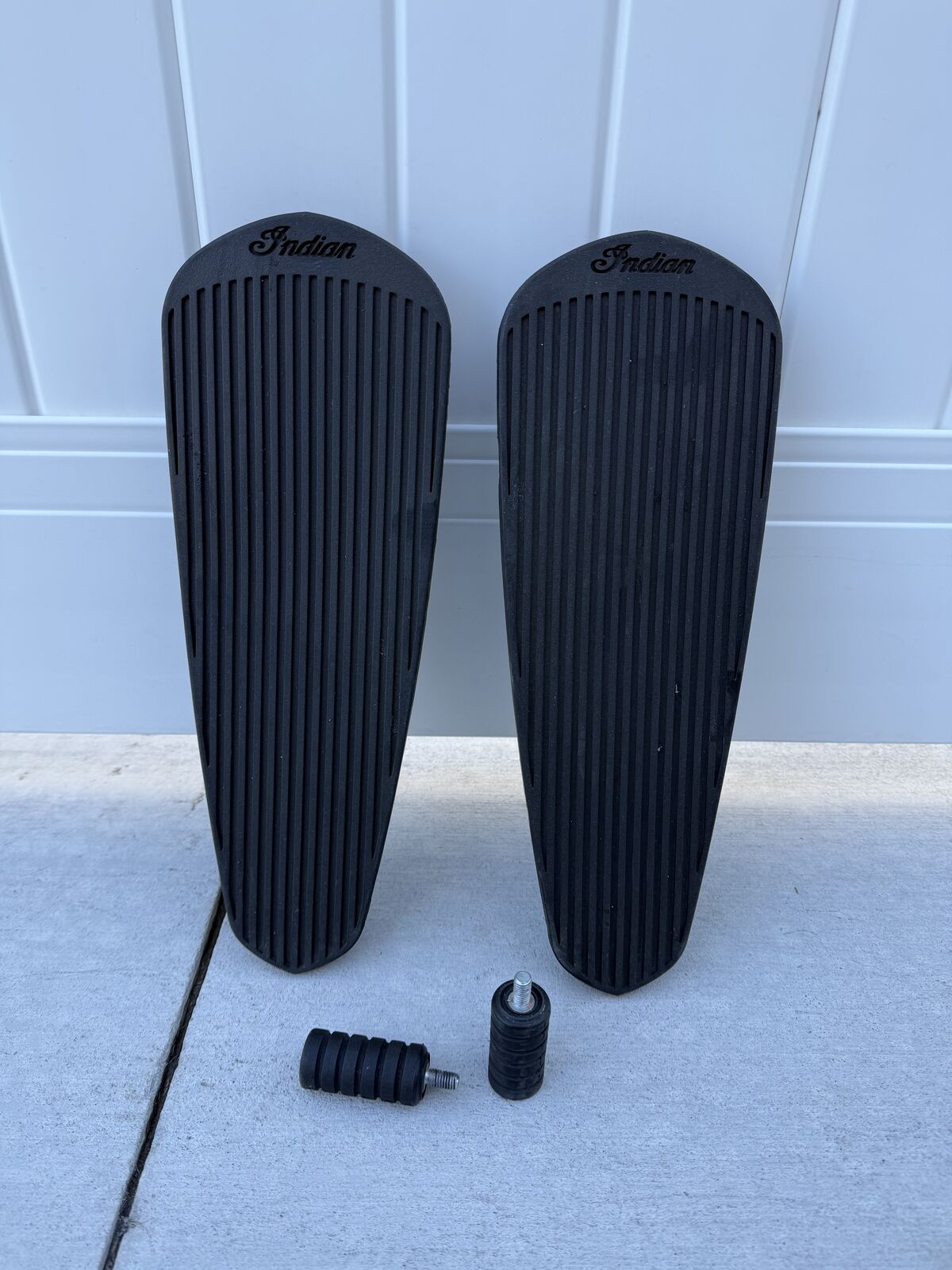 Indian Motorcycle Floorboards And Control Pegs