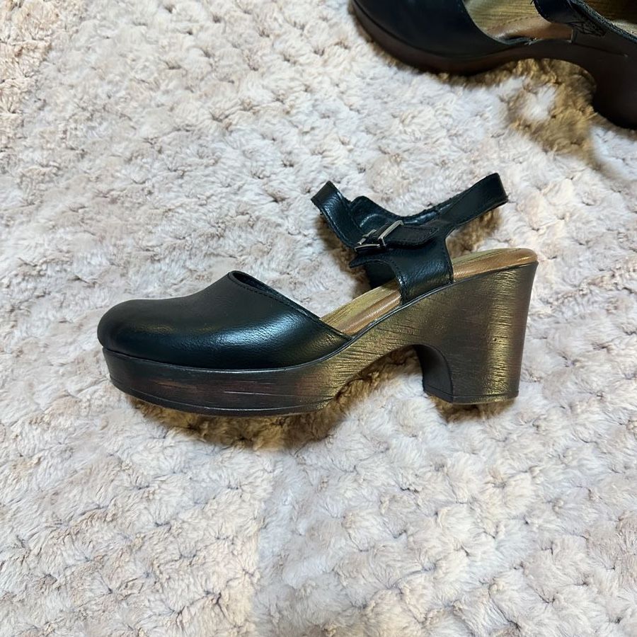 Black Leather Platform Clogs / Sandals - Size 8