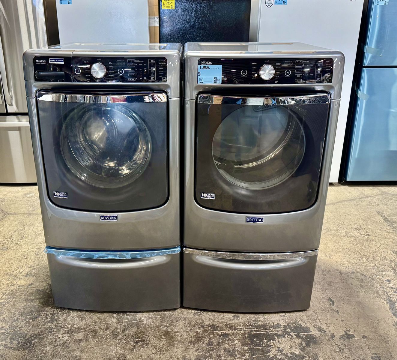 MAYTAG WASHER AND DRYER SET