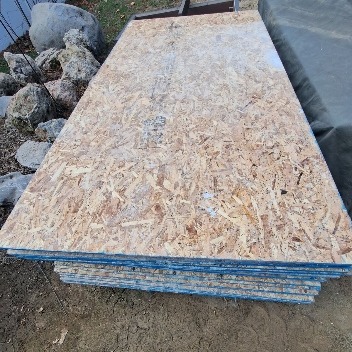 like new.  7/16.   OSB.    Sheathing