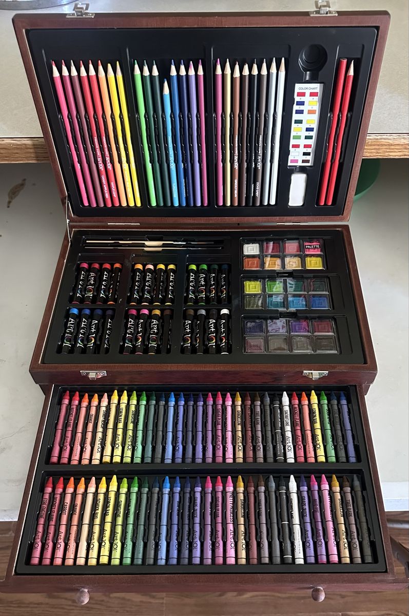 Art 101 Deluxe Wood Art Set