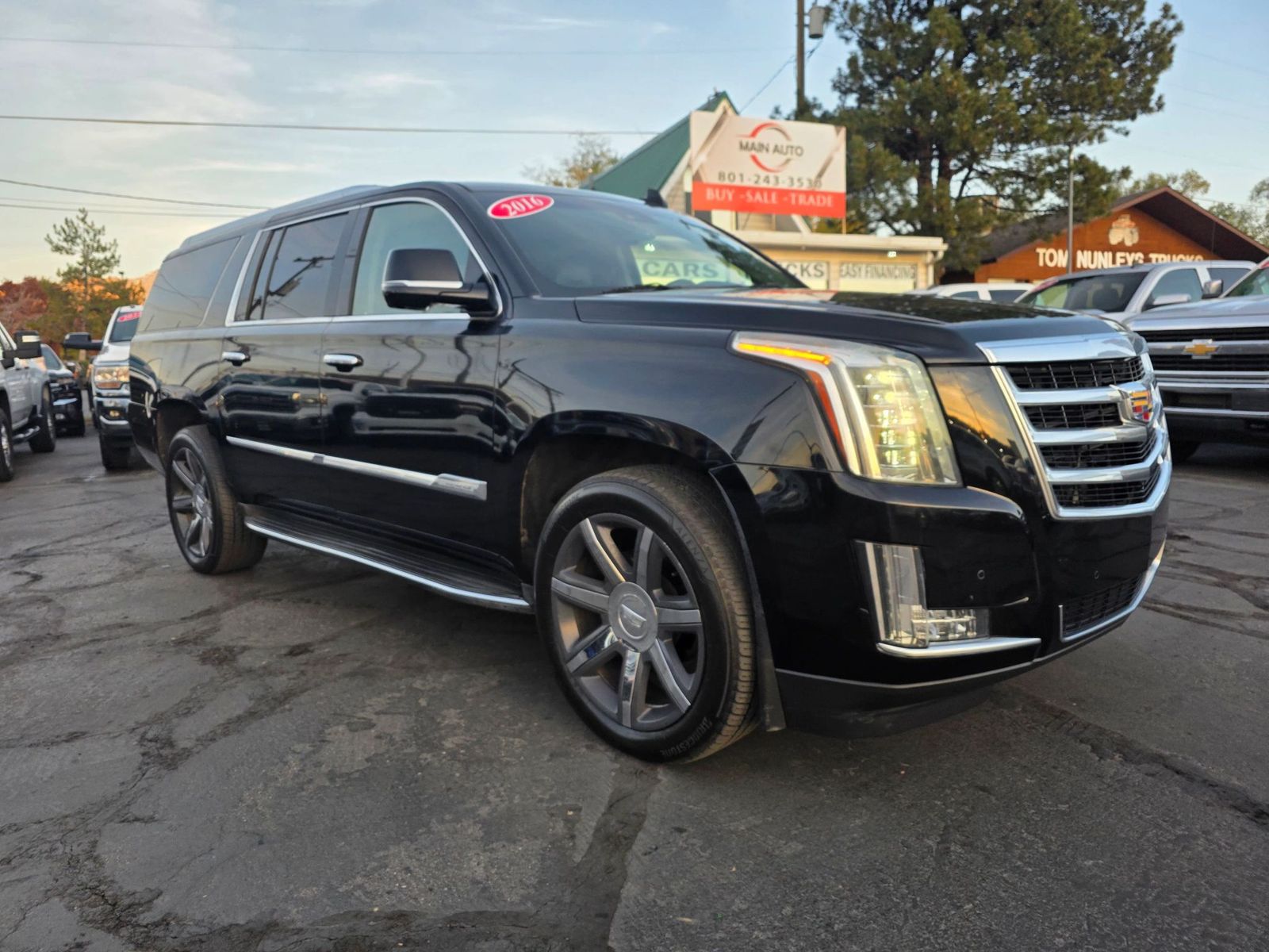 2016 Cadillac Escalade ESV Luxury Collection