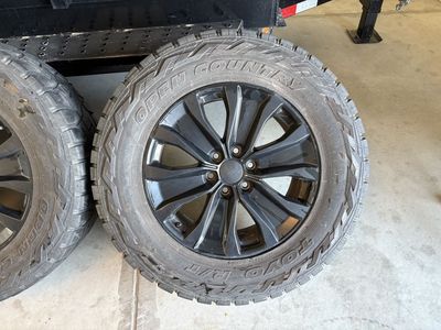 35" Toyo F150 Wheels