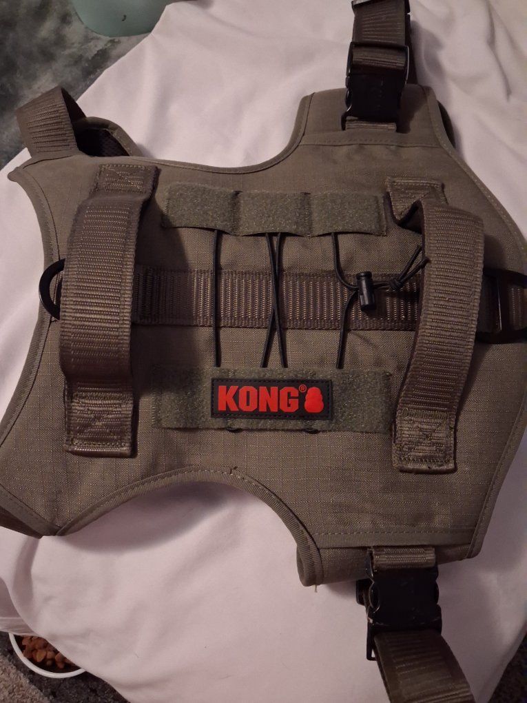 extra large Kong dog harness