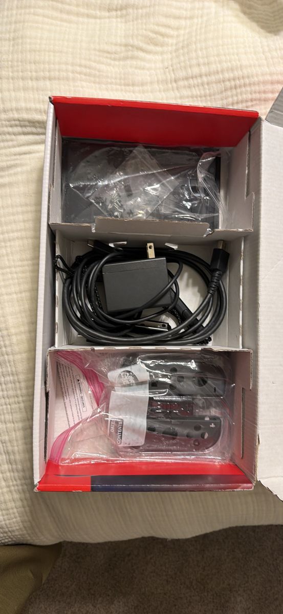 Main image 3
