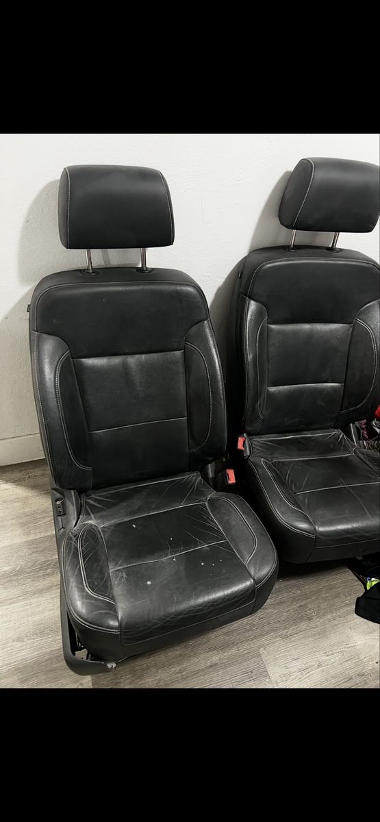 Chevy Tahoe 2015 LT seats
