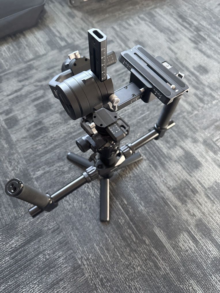 DJI Ronin-S Camera Gimbal