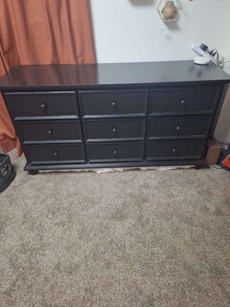 Black 9-Drawer Wood Dresser with Mirror