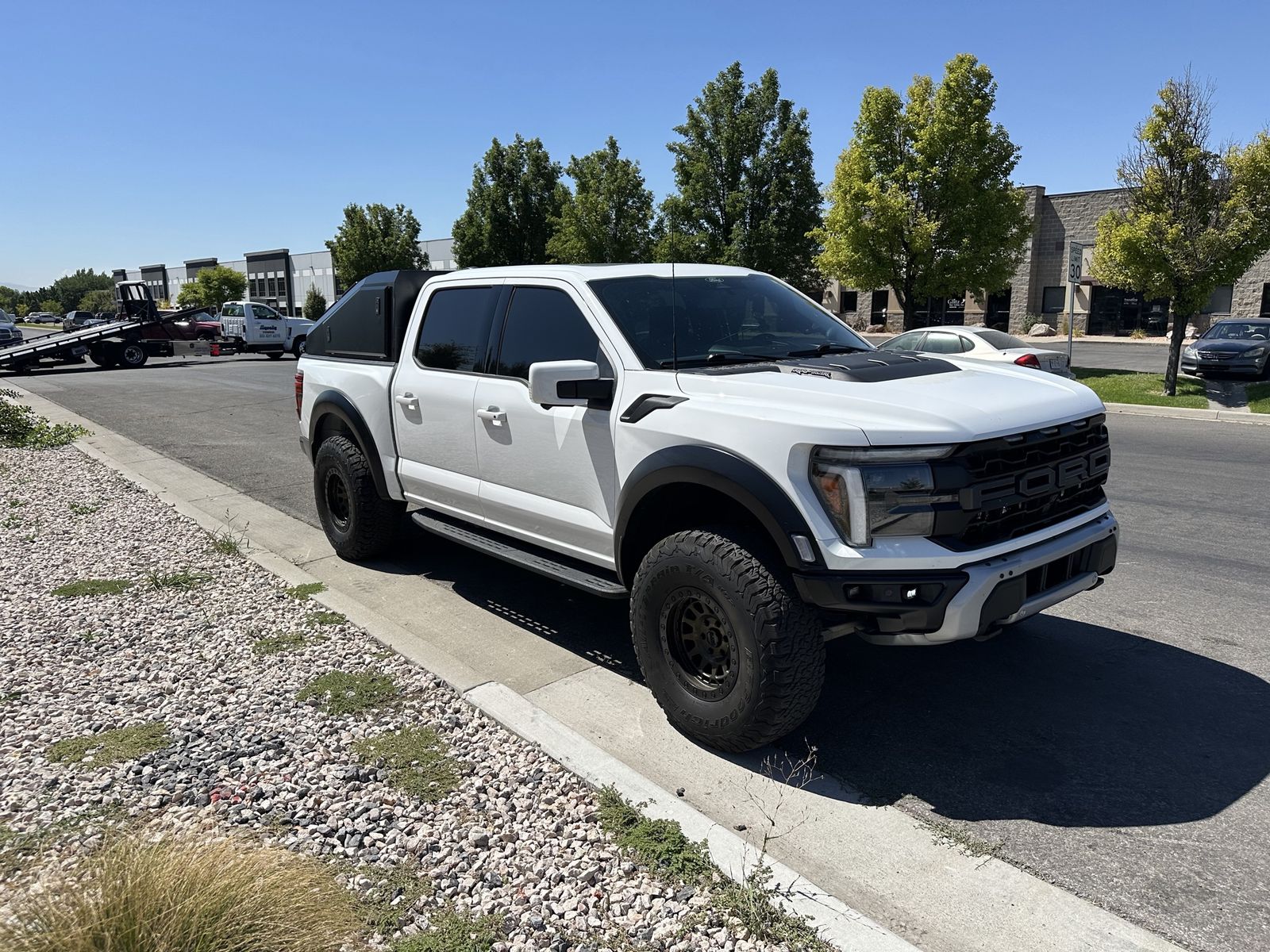 GAIA Shadowback truck cap for Ford Raptor