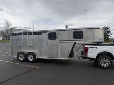 2003 Classic Westerner 3-Horse Aluminum Gooseneck Weekender