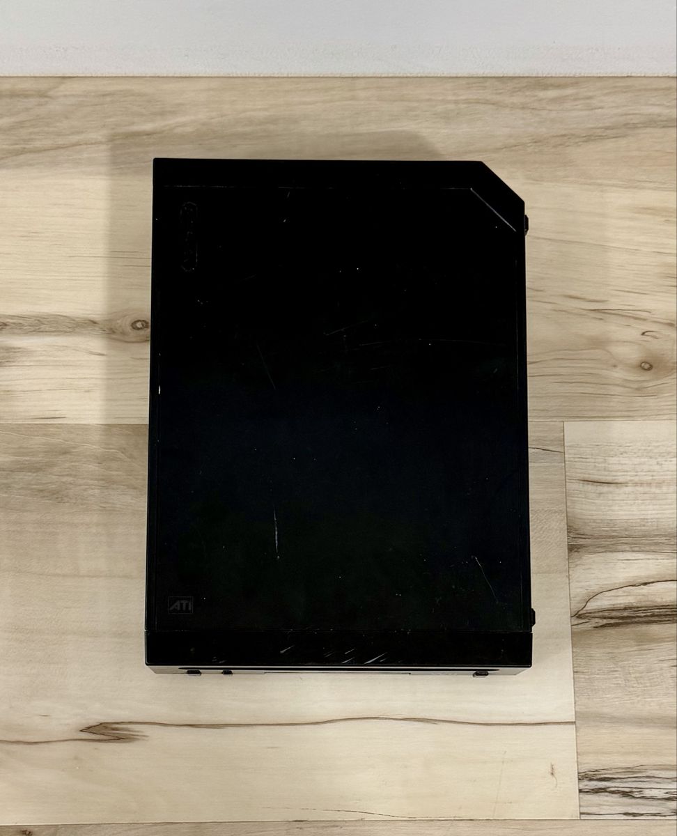 Main image 4