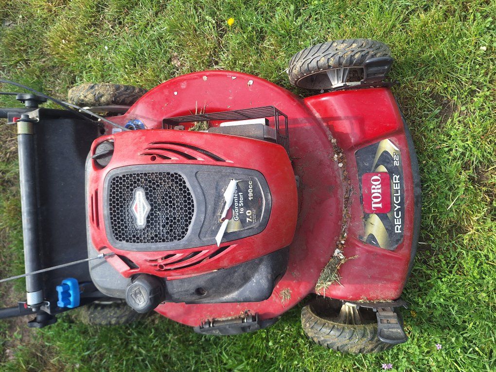 Toro self-propelled mower