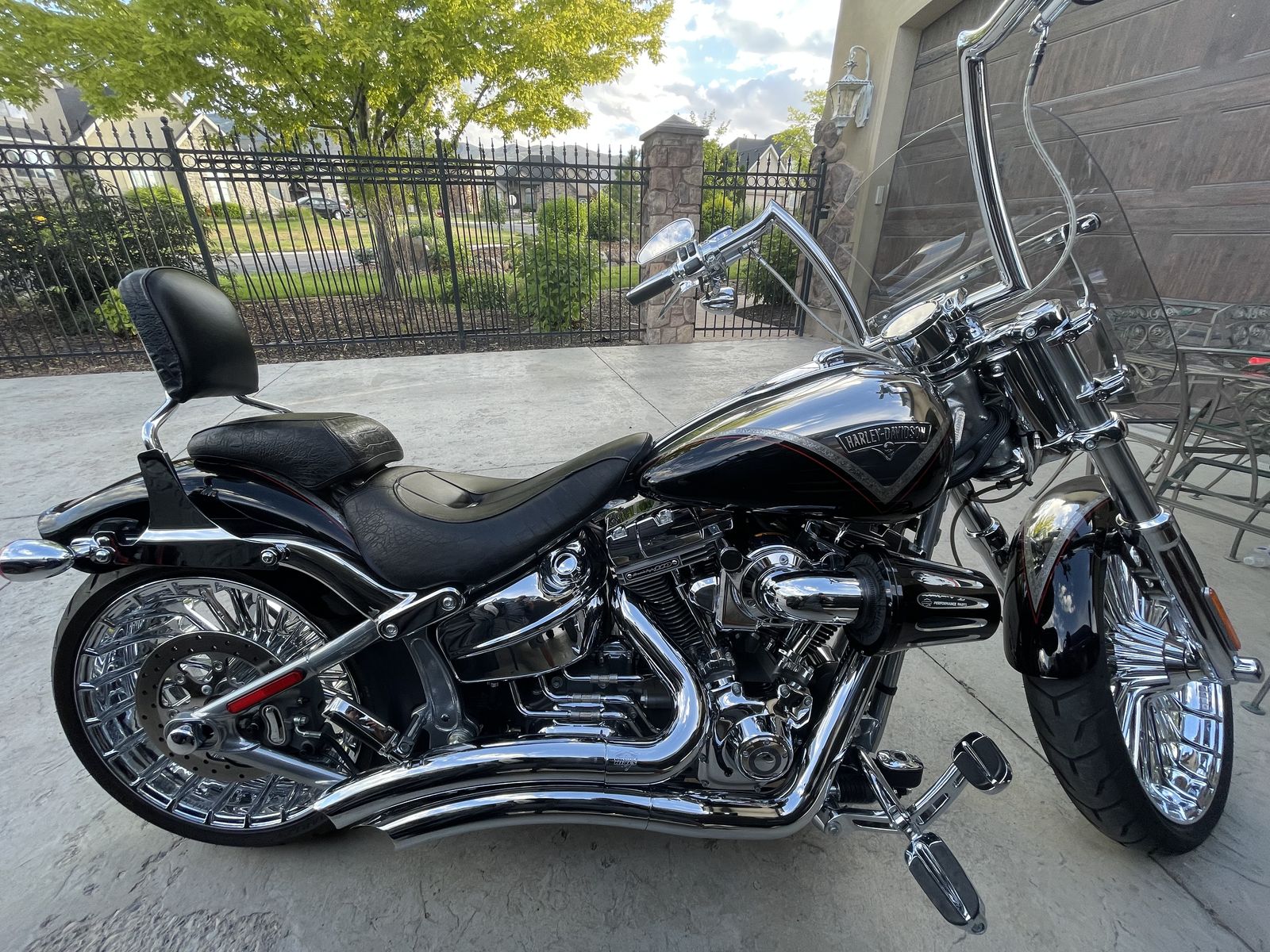 2013 Harley Davidson CVO Breakout 1HD1TD916DB958955