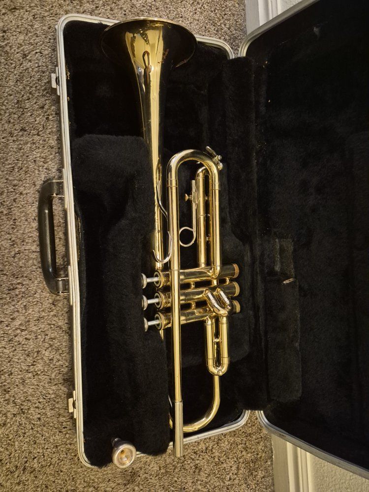 Bundy Trumpet with Guarantee