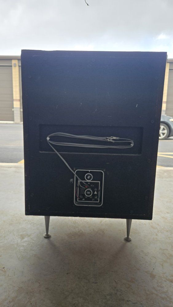 Main image 11