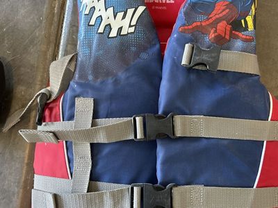 Youth lifejacket set of three - FREE