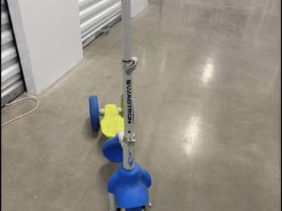 Kids Swagtron 3 Wheel Transforming Scooter & Balance Trike