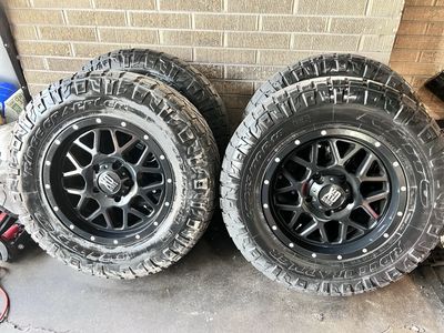 18x9 XD Grenade 5x150 Tundra Sequoia Landcruiser
