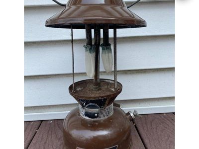 Coleman Vintage Kerosene lantern lamp Coleman 275