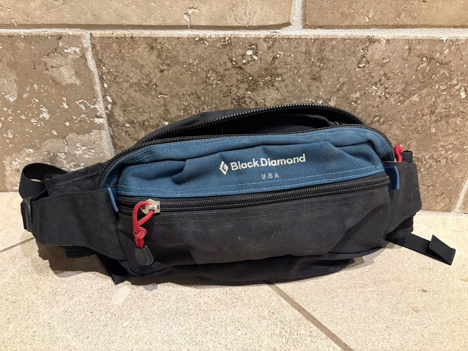 Vintage Black Diamond Hiking Climbing Hip Fanny Pack