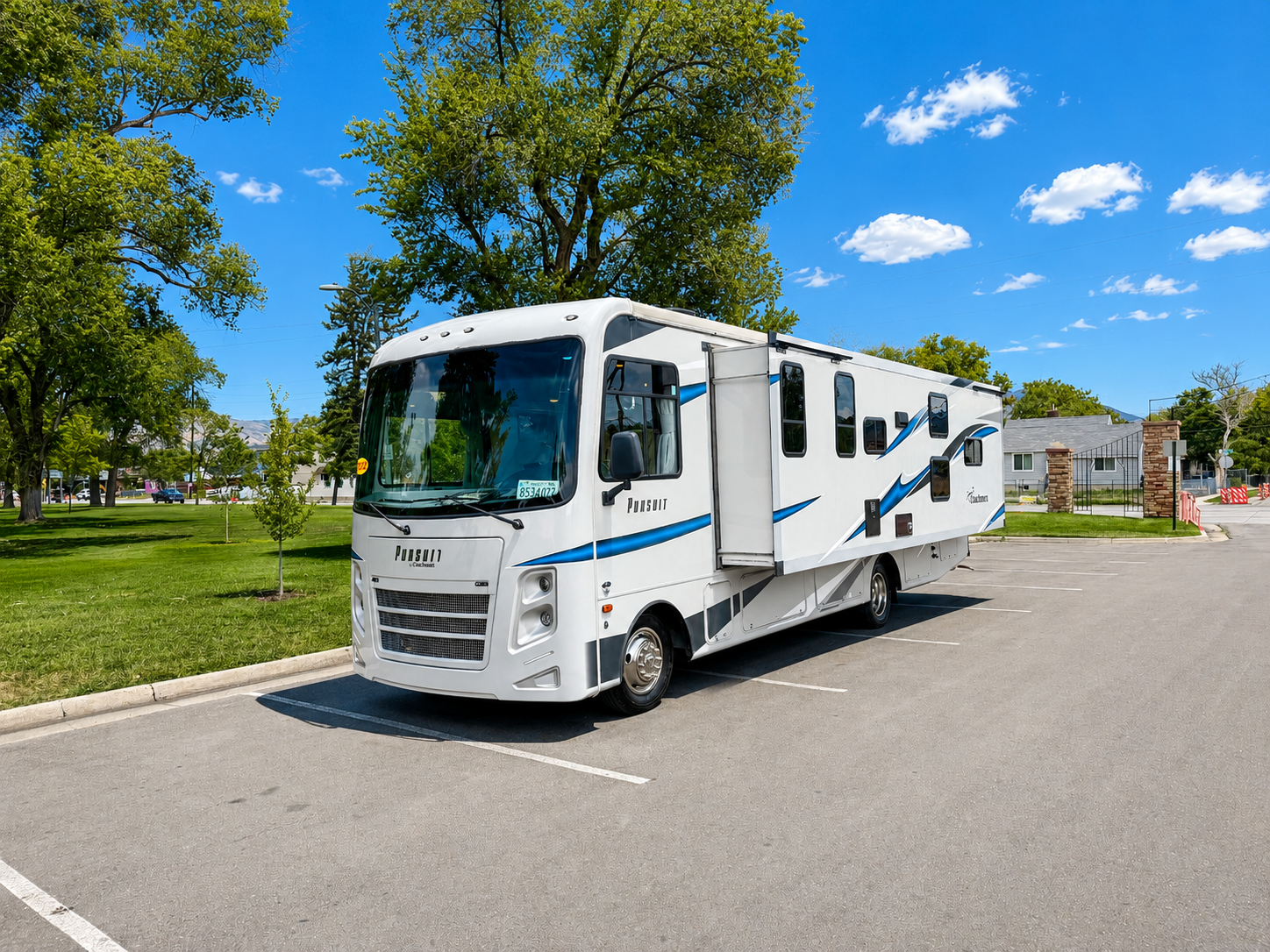 Bunkhouse, Solar, 4-Season, 2022 Coachmen Pursuit 31BH Class A Gas Bunk beds house like Fleetwood Storm, Hurricane