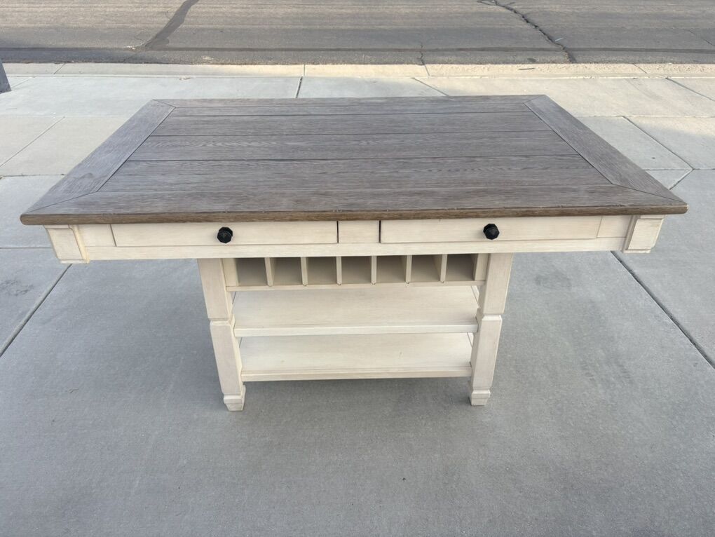 Dining Table And 6 Chairs