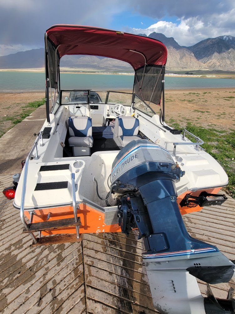 Great Running Family Boat