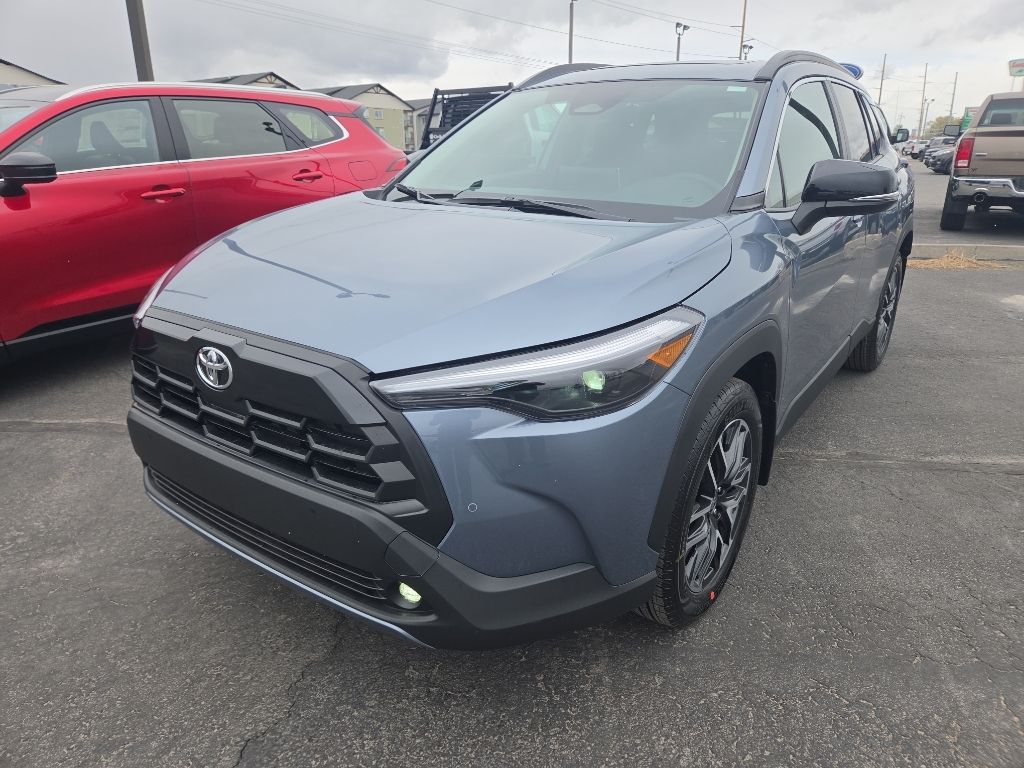 2026 TOYOTA COROLLA CROSS XLE