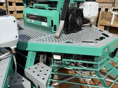 Multiquip MD105 10' Ride On Trowel