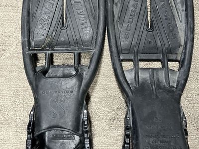 Scubapro Twin Jet Scuba Diving Fins - Black