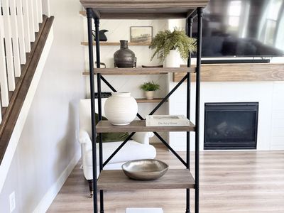 Modern | Contemporary | Style | Bookshelf | Shelves | Bookcase | Living Room | Bedroom
