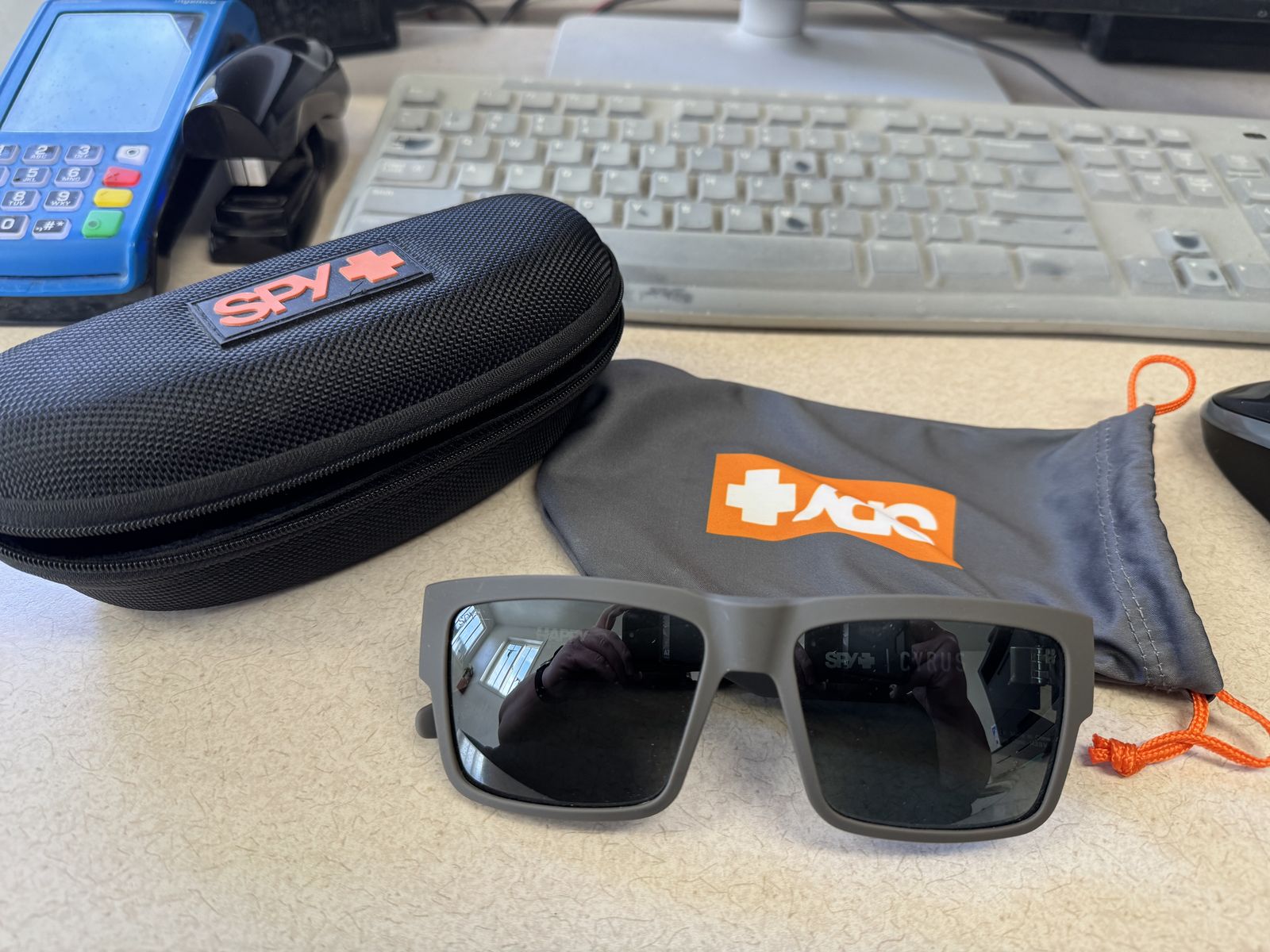 SPY Cyrus Sunglasses in Good Condition