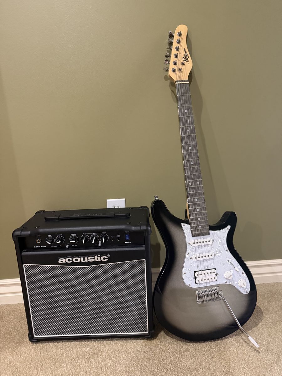 Rogue Rocketeer Electric Guitar and G20 Amplifier
