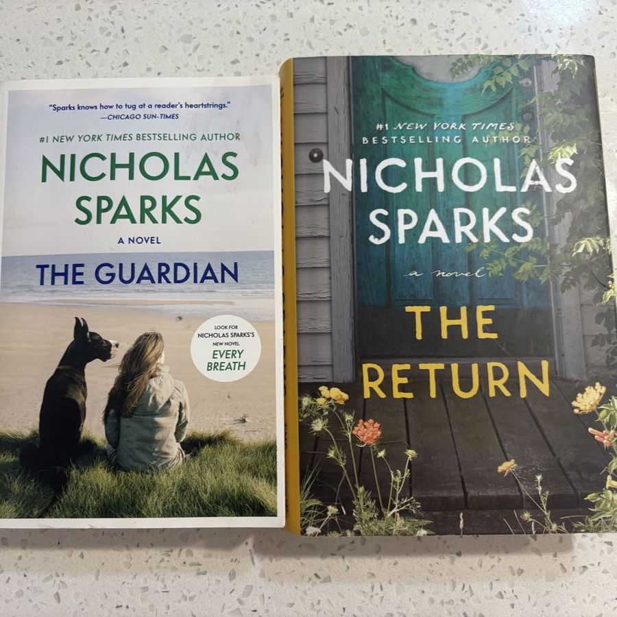 2 Nicholas Sparks Books