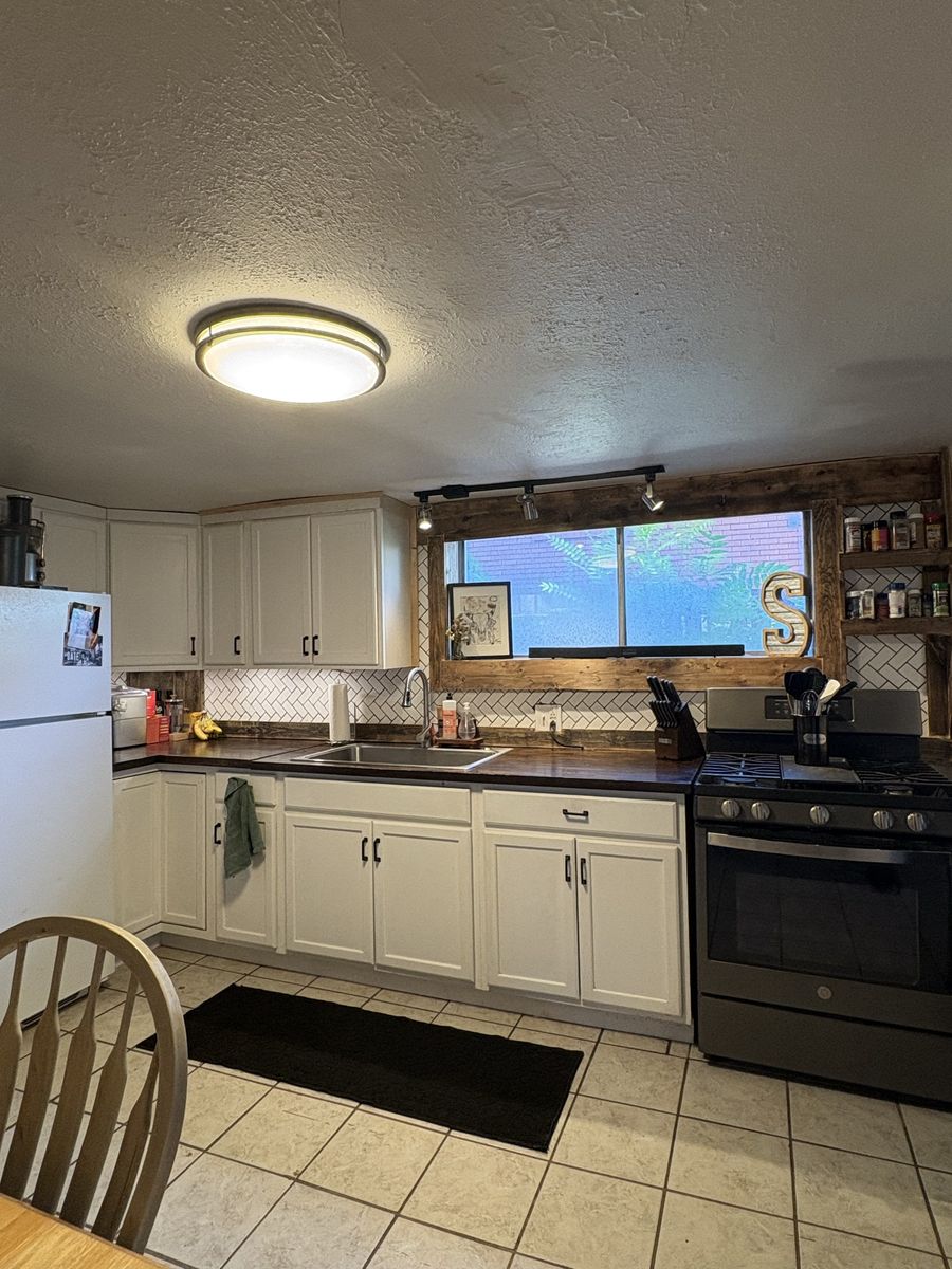 3 bed 2 bath for rent