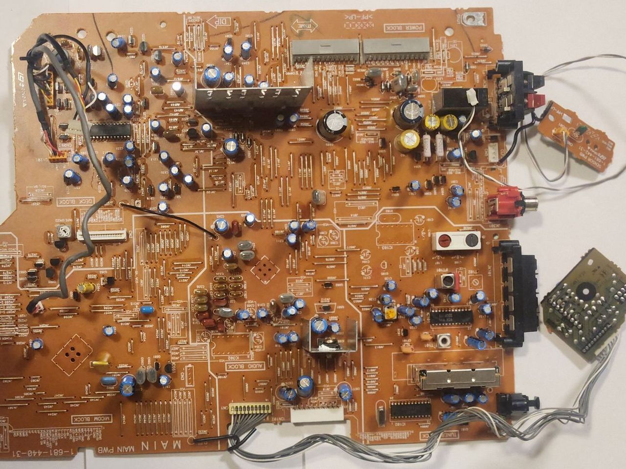 Main image 5