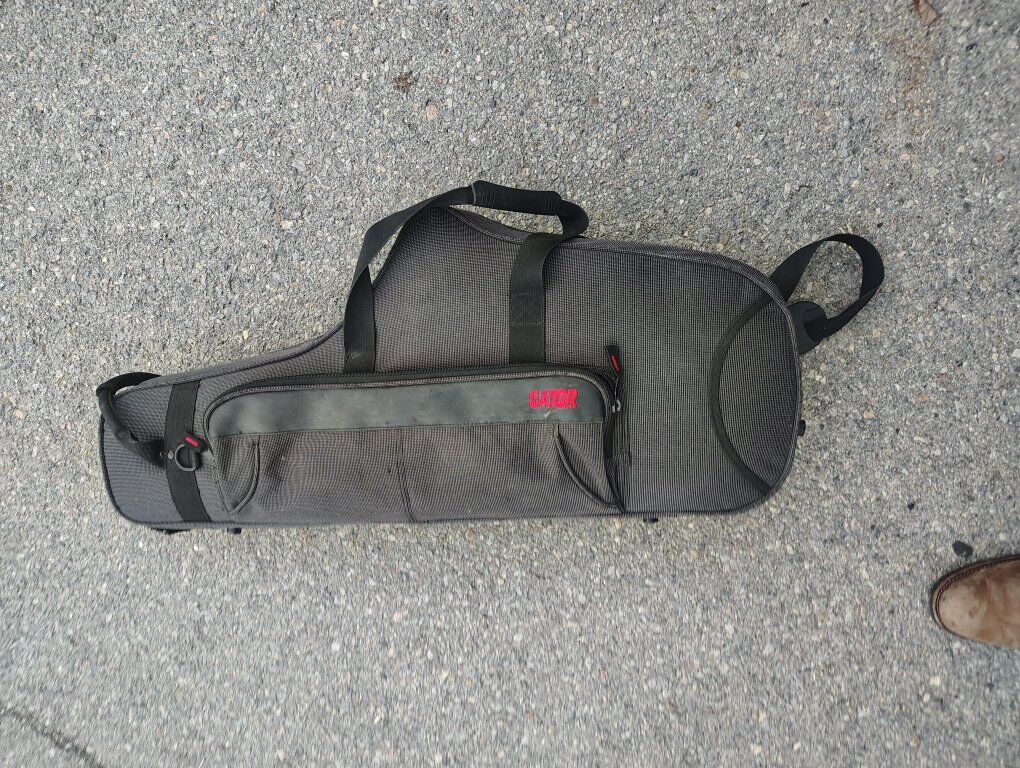 GATOR SAXOPHONE ALTO CASE