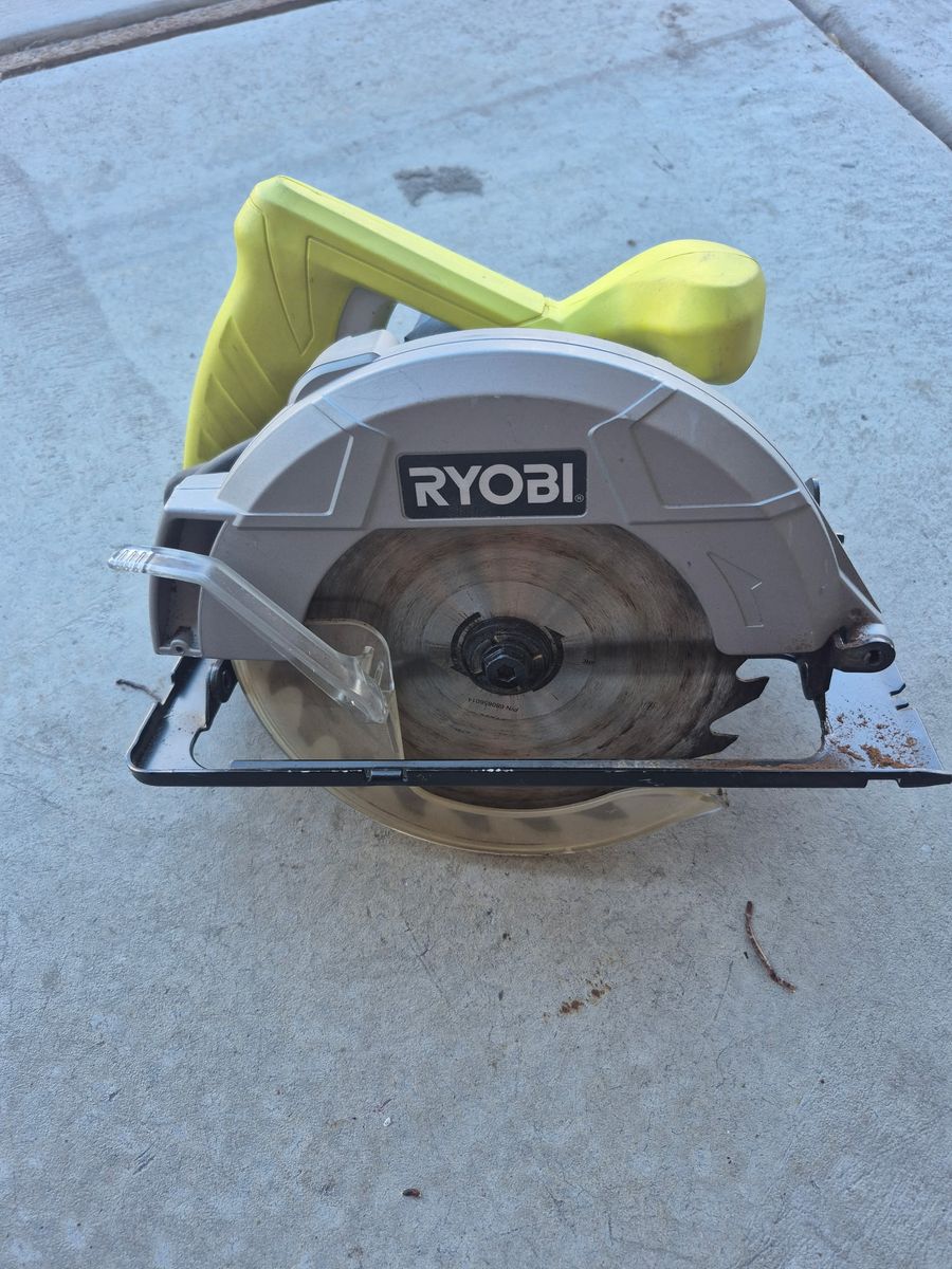 Ryobi Skill Saw