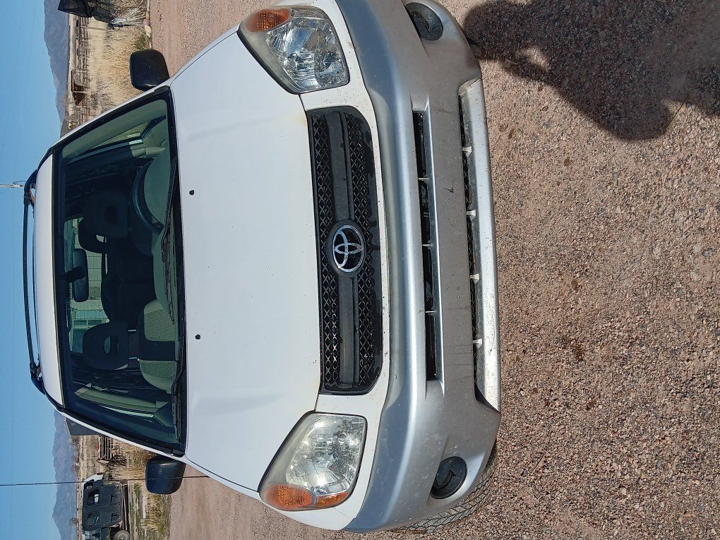 2005 Toyota rav4