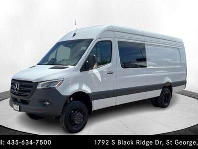 2025 Mercedes-Benz Sprinter 3500XD